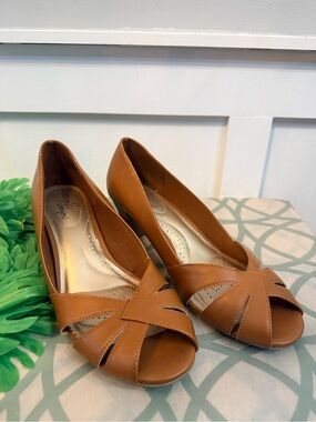 • Dexflex Comfort Open Toe Slip On Cushioned Heels
